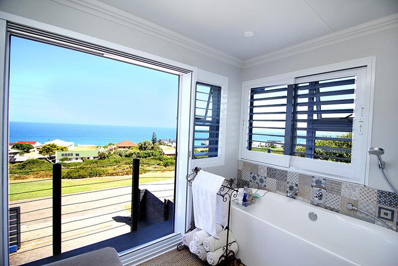 6 Bedroom Property for Sale in Reebok Western Cape